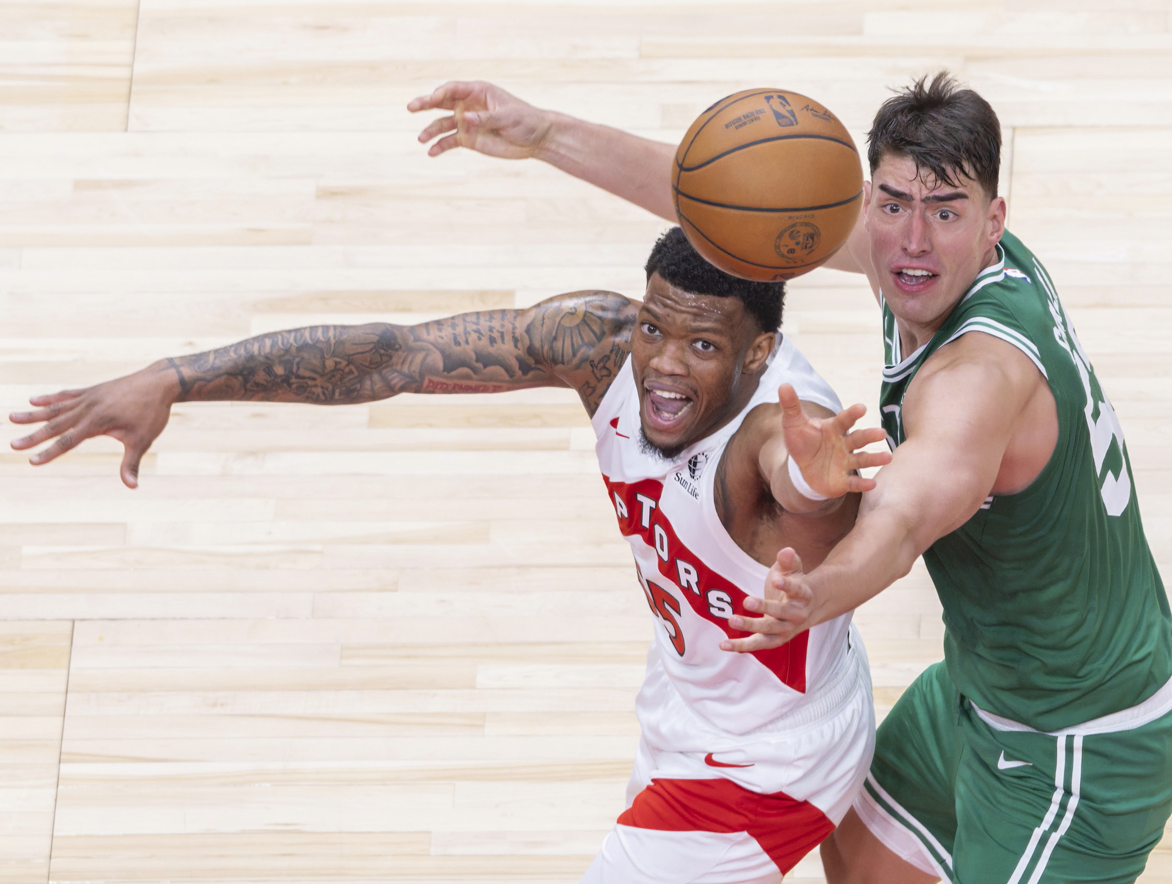 九游体育娱乐-包含多伦多猛龙迎CBA常规赛关键赛，赛前远射贴柱，赛场秩序良好，球队文化再被提及的词条